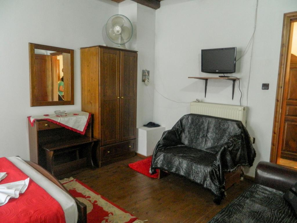 Guesthouse Klearchos Palaios Panteleimonas Esterno foto